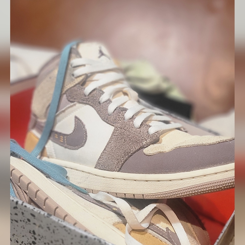 Jordan 1 "craft"